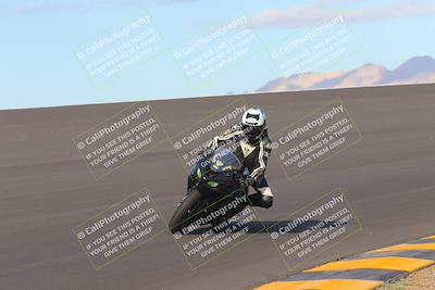 media/Sep-11-2022-SoCal Trackdays (Sun) [[81b7e951af]]/Bowl (820am)/